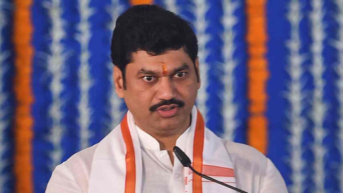 धनंजय मुंडे की बढ़ी मुश्किलें, बीड सरपंच मर्डर केस के बाद अब इस मामले में कोर्ट से लगा झटका