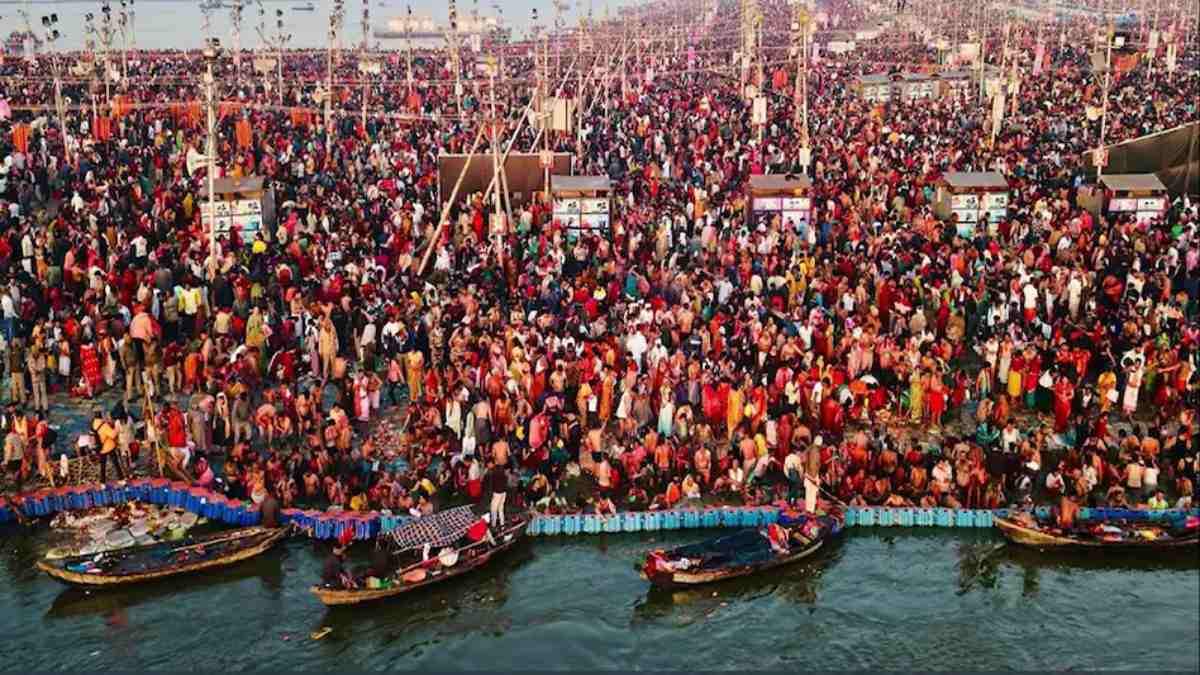 भूलकर भी ये गलती मत करना… महाकुंभ से जुड़ी भ्रामक पोस्ट करने वालों पर चला हंटर, 7 सोशल मीडिया अकाउंट के खिलाफ केस दर्ज