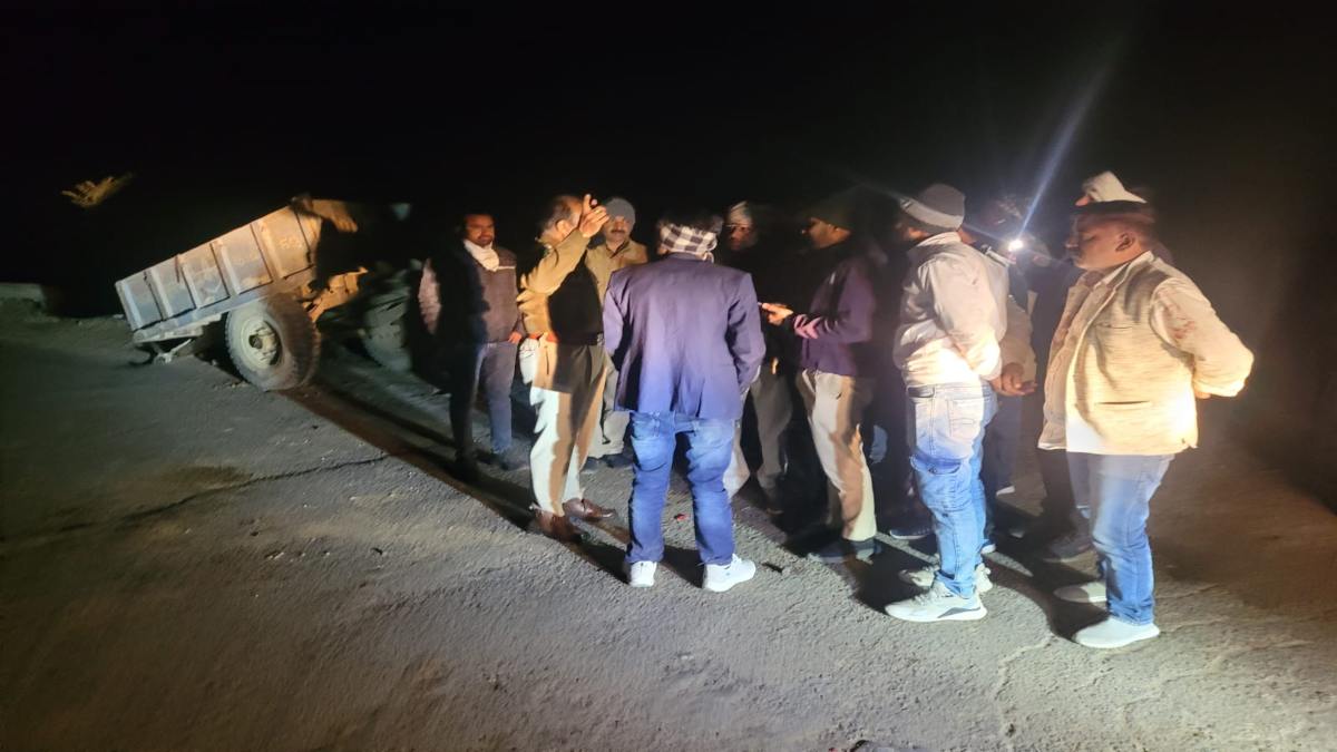 बड़ा हादसा: ट्रैक्टर-ट्रॉली पलटने से 3 महिला की मौत, 12 से अधिक घायल, जानिए कब और कैसे घटी घटना
