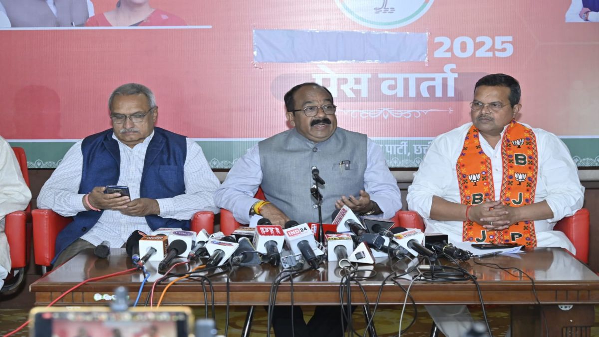 डिप्टी सीएम अरुण साव का कांग्रेस पर हमला, कहा- दिल्ली के बाद छत्तीसगढ़ के नगर निगमों में भी शून्य पर रही, लगातार बढ़ रही शून्य की ओर…