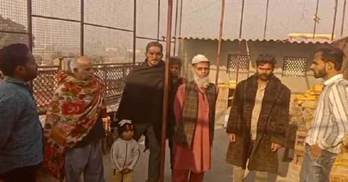 लुट गया, बर्बाद हो गया… घर की छत से 400 कबूतर उड़ा ले गए चोर, लगाया 10 लाख का चूना, जानिए चोरी की चौंका देने वाली घटना