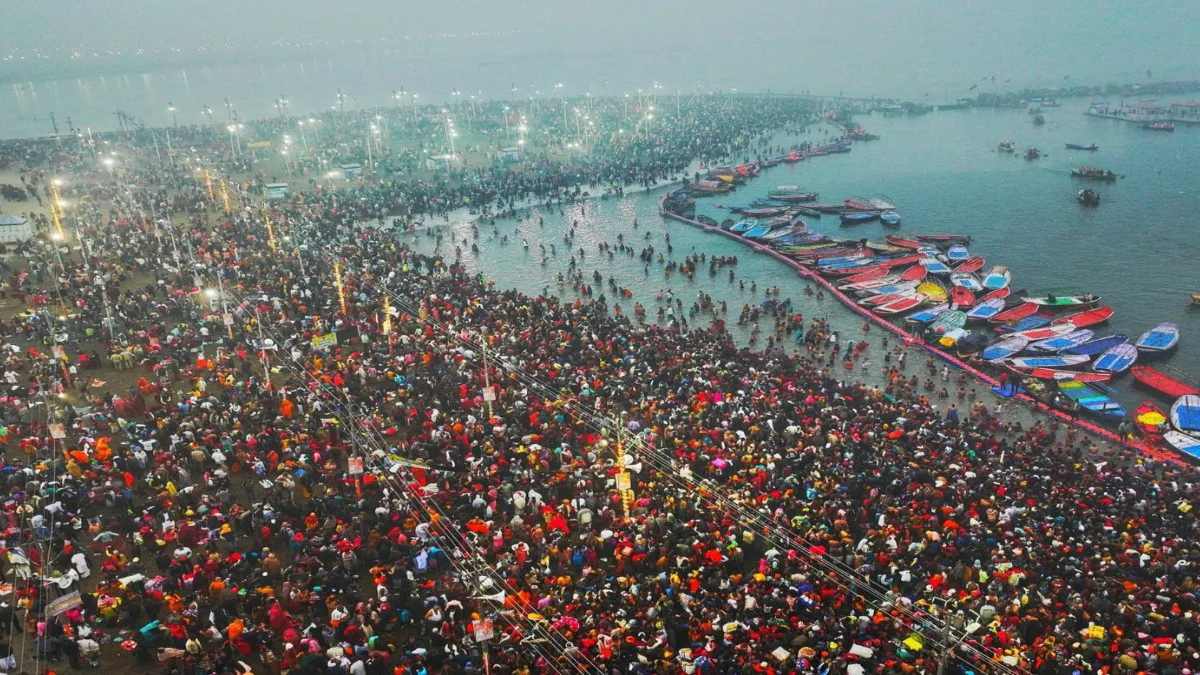 Maha Kumbh: स्नान से लौटने के बाद करें ये 5 महत्वपूर्ण आध्यात्मिक कार्य, घर में बनी रहेगी सकारात्मक ऊर्जा…