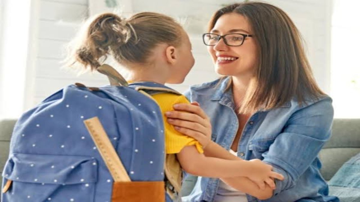 Child Care Tips: स्कूल से आने के बाद बच्चों को सिखाएं ये 4 जरूरी आदतें, जो उनके Physical और Mental Health के लिए हैं जरूरी…