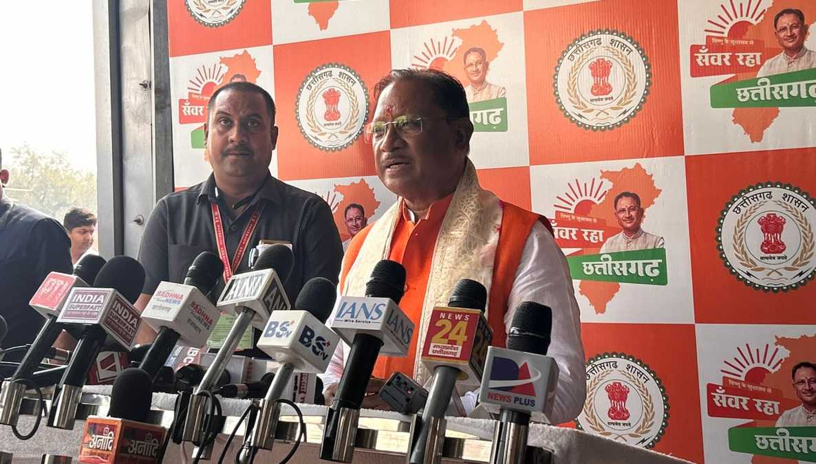 CM साय का आज 61वां जन्मदिन, मां से आशीर्वाद लेने गृहग्राम हुए रवाना…