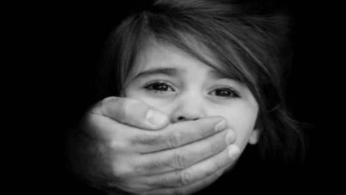 ‘छोटी फाइल 50 हजार, बड़ी फाइल 2 से 4 लाख…’, ऐसे करते थे बच्चों का सौदा, बच्चा चोर महिला गिरोह का पुलिस ने किया पर्दाफाश