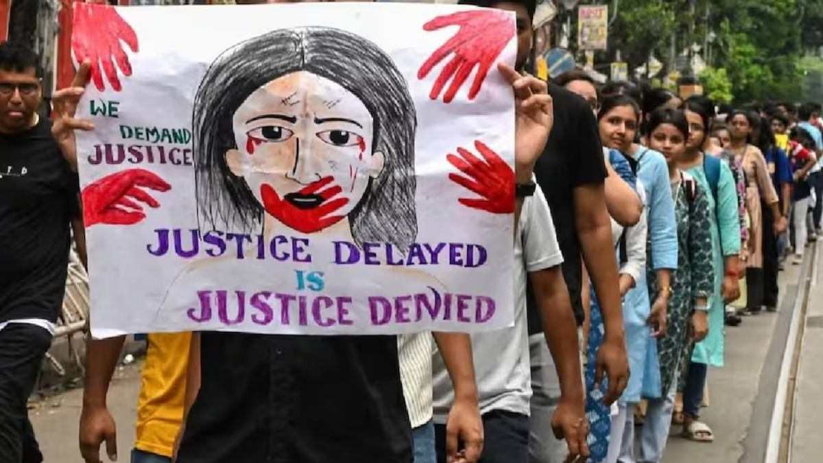 RG Kar Rape Murder Case: पहले बेटी को खोया अब डेथ सर्टिफिकेट के लिए लगा रहे चक्कर, पीड़िता के पिता बोले- कोलकाता नगर निगम और अस्पताल…