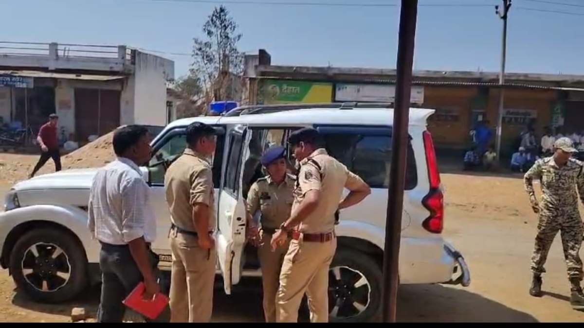 कपड़ा व्यवसायी की हत्या, घर में बाइक के नीचे दबी थी लाश, पत्नी ने लड़ा था पंच का चुनाव