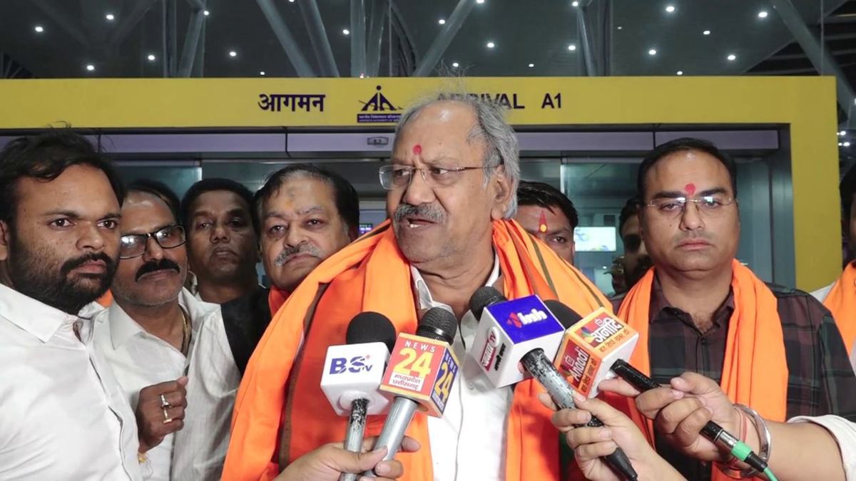 सांसद बृजमोहन अग्रवाल का बड़ा बयान, कहा- धर्मांतरण की वजह से प्रदेश में कानून व्यवस्था लगातार हो रही है खराब, इसलिए कड़ा कानून बनाना जरूरी