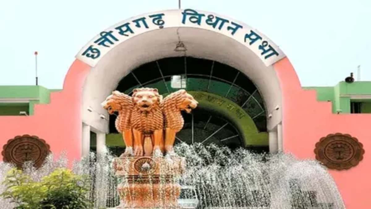 विधानसभा बजट सत्र का तीसरा दिन : कुंभ स्नान और हज यात्रा पर पक्ष-विपक्ष में जमकर तकरार, धर्मजीत बोले – कांग्रेस सनातन विरोधी, उमेश ने कहा -हज पर सब्सिडी बंद कर दो…बलौदाबाजार कांड पर भी गरमाया सदन…