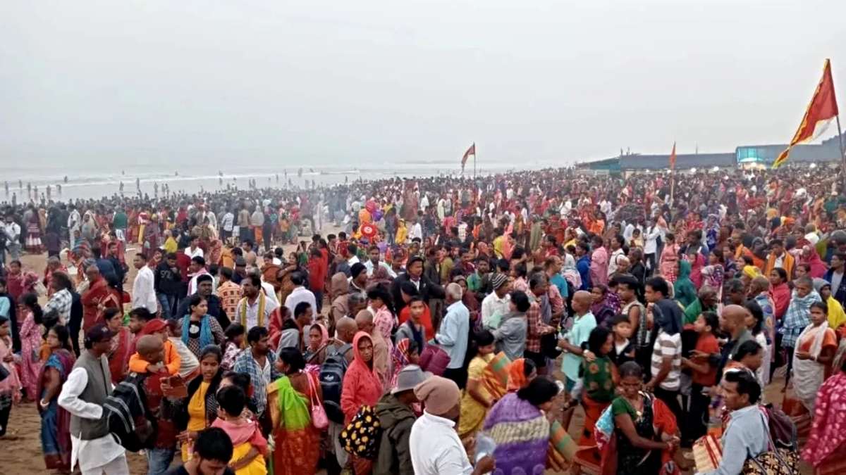 Magha Saptami: माघ सप्तमी पर उमड़ी श्रद्धालुओं की भीड़, पवित्र स्नान और सूर्य देव की पूजा से गूंजे तट…