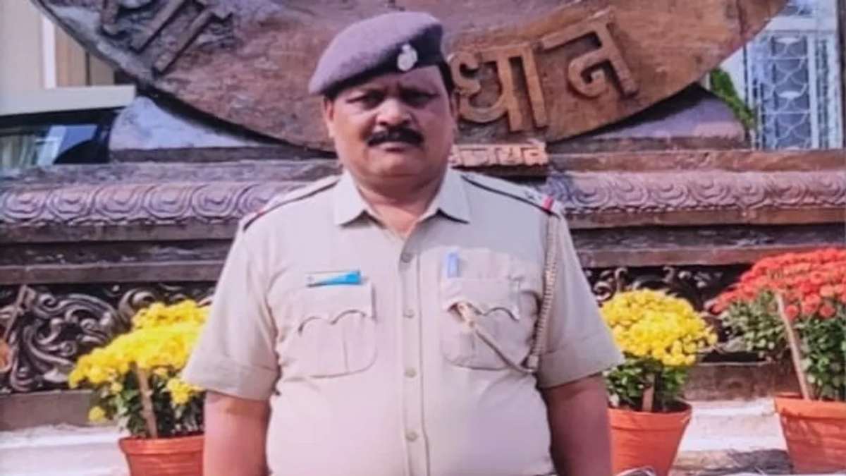 रिश्वत लेते रंगे हाथ पकड़ा गया ASI, मोटरसाइकिल छोड़ने के बदले मांगे थे पैसे…