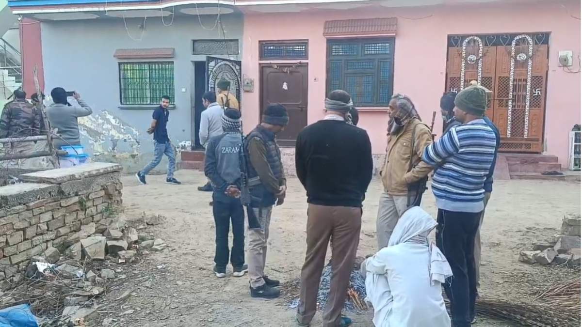 बड़ी खबरः रोजगार सचिव के ठिकानों पर लोकायुक्त का छापा, कार्रवाई जारी