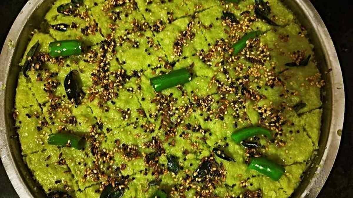Matar Dhokla Recipe: घर पर आसानी से बनाएं स्वादिष्ट मटर ढोकला, एक बार खाएंगे तो हो जाएंगे दीवाने!