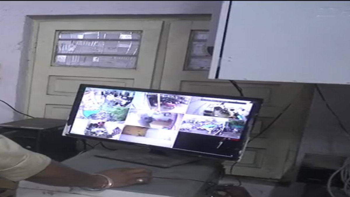 अपहरण मामले में आया ट्विस्ट: लेनदेन को लेकर दो युवकों ने बनाया था बंधक, राजस्थान के होटल से कराया मुक्त