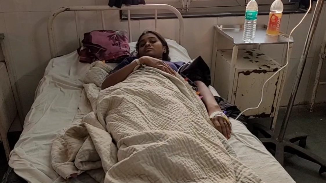 बड़ी खबरः एक ही परिवार के चार लोग हुए बीमार, एक की मौत, उल्टी दस्त के बाद बिगड़ी तबीयत, फूड पॉइजनिंग की आशंका
