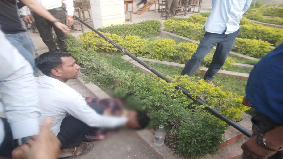 नेहरू मोंटेसरी स्कूल में बड़ा हादसा: करंट की चपेट में आए 3 मजदूर तीसरी मंजिल से गिरे, 1 की मौत, दो गंभीर घायल
