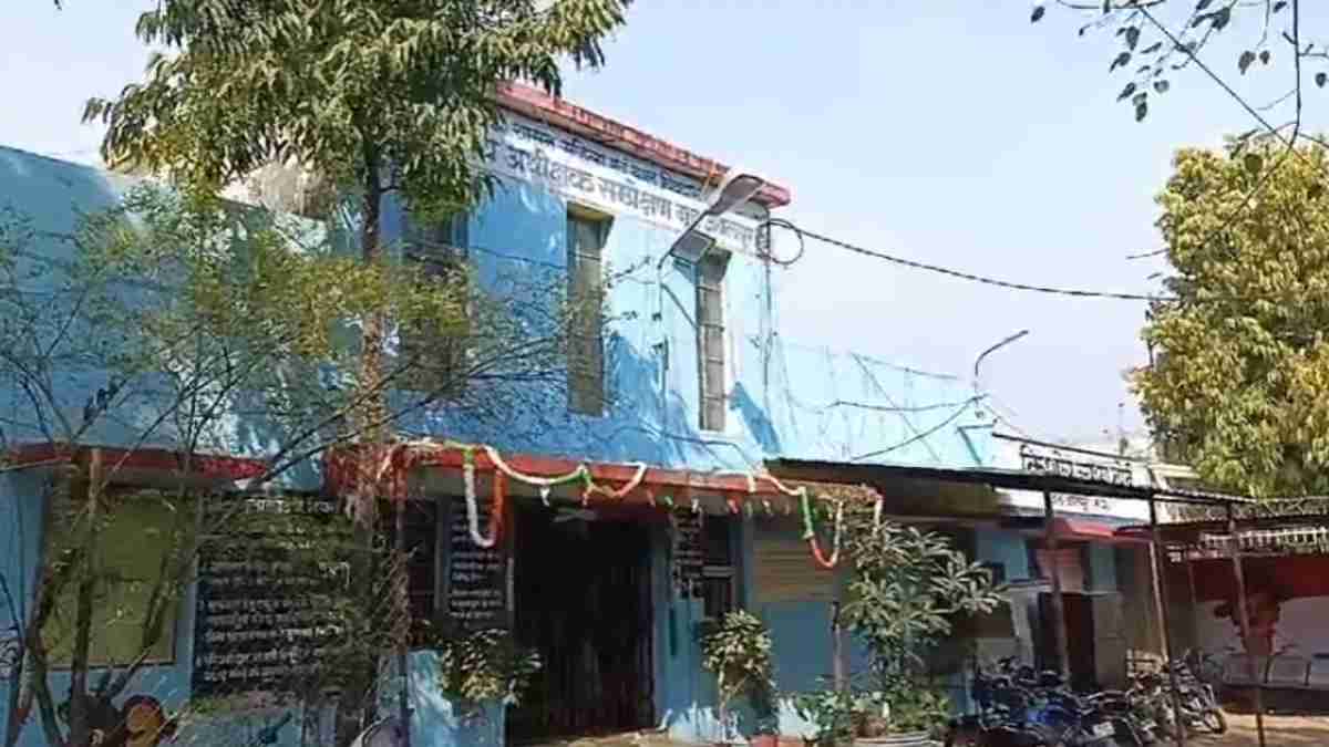 जबलपुर के बाल संप्रेक्षण गृह से 8 नाबालिग फरार, चौकीदार के सिर पर हमला कर भागे, तलाश में जुटी पुलिस