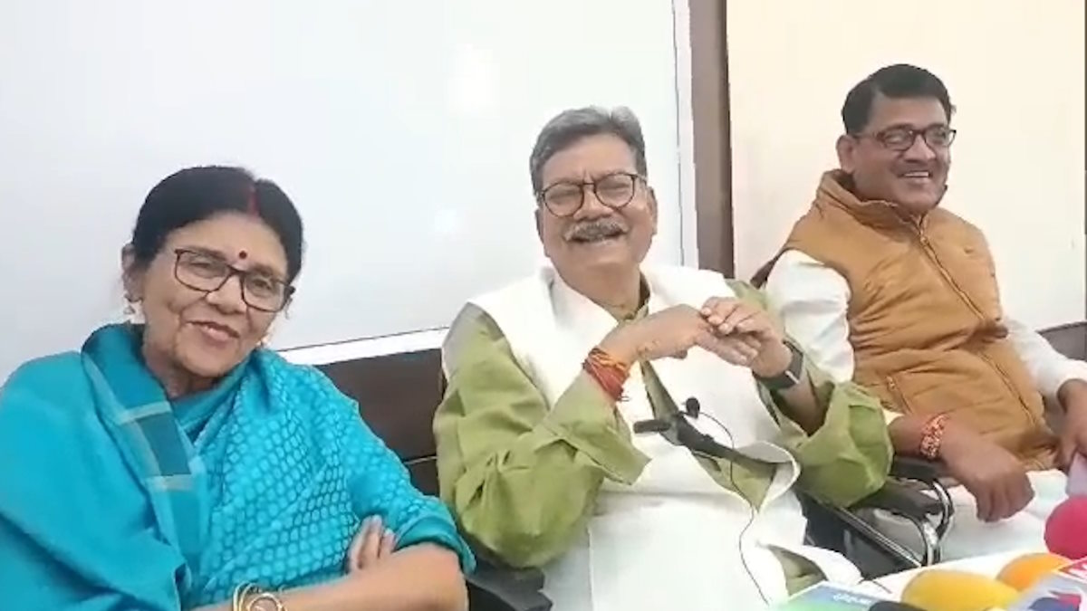 सिंहदेव के नेतृत्व में चुनाव लड़ने के बयान पर महंत ने दी सफाई, कहा- त्वरित आ रही प्रतिक्रिया हास्यास्पद…