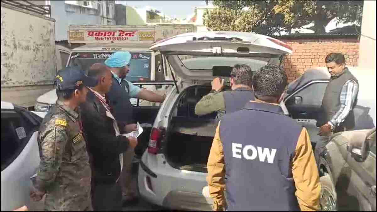 मंडला में EOW का छापा: नगर परिषद कर्मचारी के पास मिली 3 करोड़ की संपत्ति, बैंक का निकला मालिक, जानें और क्या हुआ बरामद
