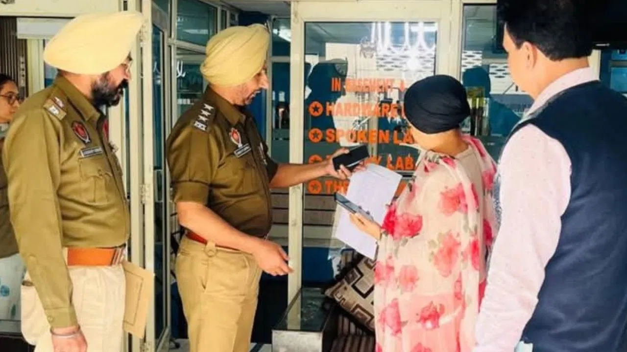 पंजाब पुलिस ने किया नशा तस्कर का घर ध्वस्त