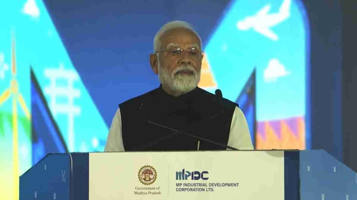 पीएम मोदी ने Global Investors Summit में लेट पहुंचने की बताई वजह, जानें क्यों मांगनी पड़ी माफी?