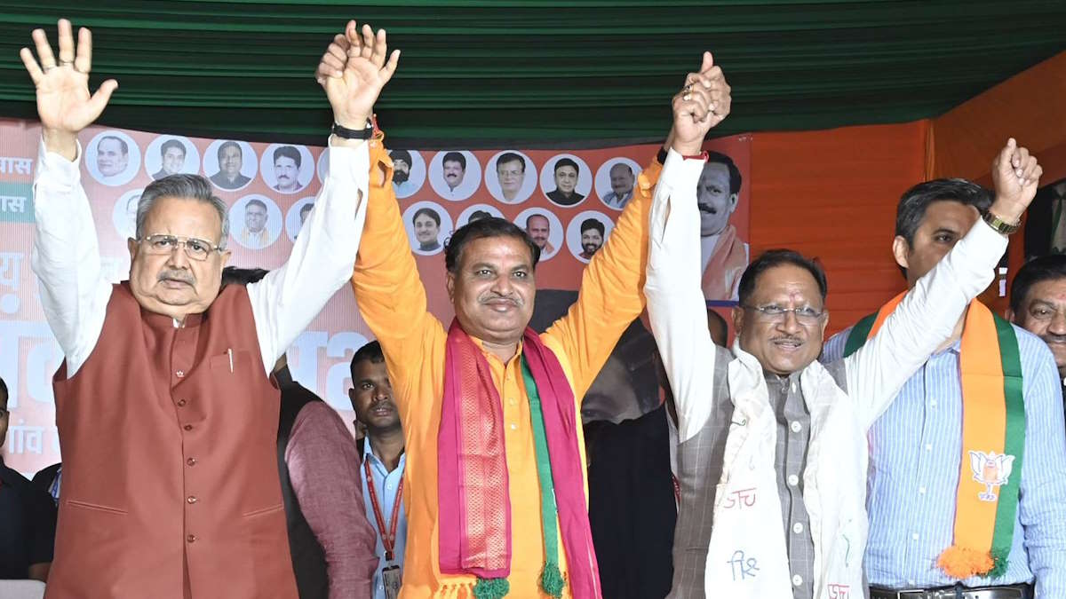 विस अध्यक्ष रमन सिंह के प्रचार पर कांग्रेस को आपत्ति, पत्र लिखकर निर्वाचन आयुक्त से की कार्रवाई की मांग…