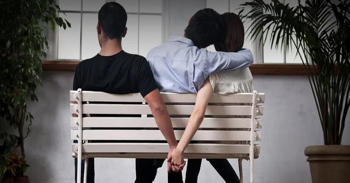 पति को सुनसान इलाके में बुलाया, फिर प्रेमी के साथ मिलकर किया ये काम, अब खाएंगे जेल की हवा