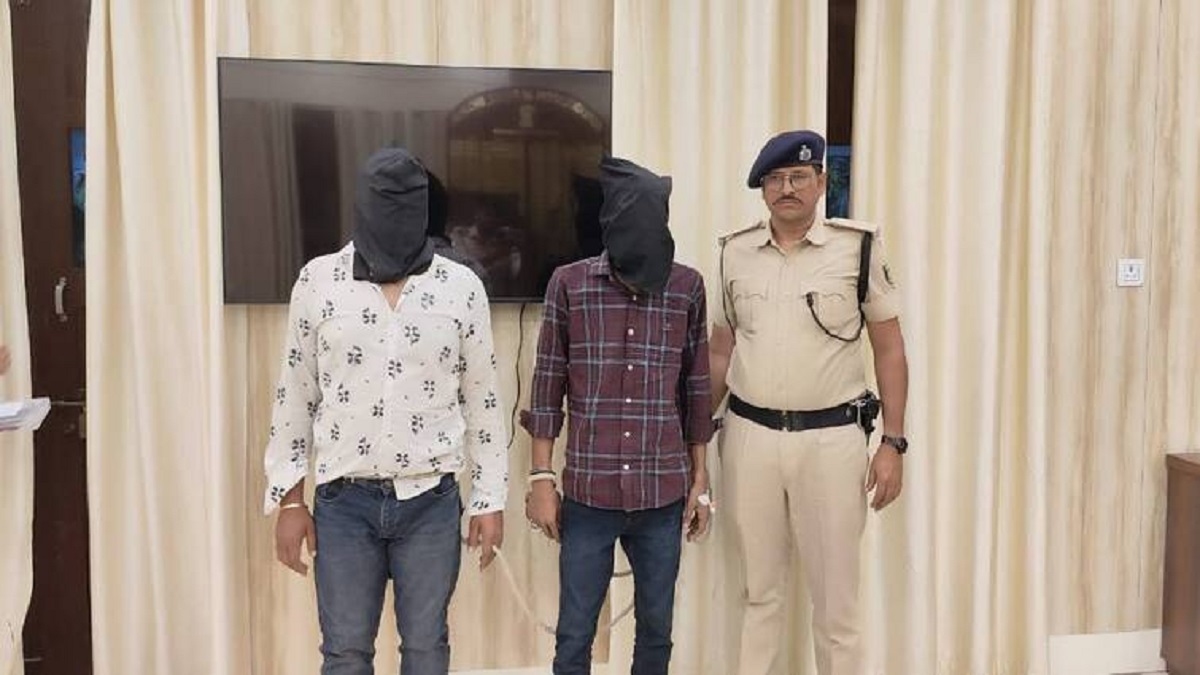 आरा तनिष्क शोरूम लूट: 10 करोड़ लूट मामले में पुलिस ने 2 आरोपियों को किया गिरफ्तार, एक के खिलाफ दर्ज हैं 9 मुकदमे