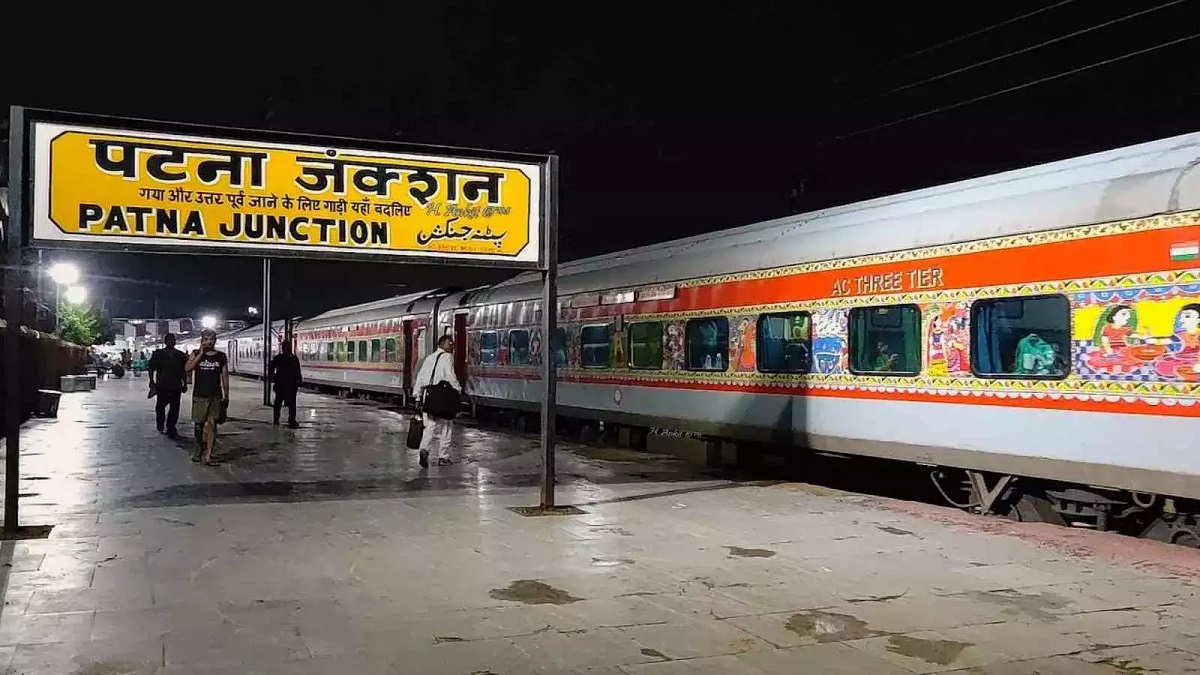बिहार में अब भीड़ के चलते नहीं छुटेगी यात्रियों की ट्रेन, पूर्व मध्य रेलवे ने लिया बड़ा फैसला, आज से लागू हुआ ये नया नियम
