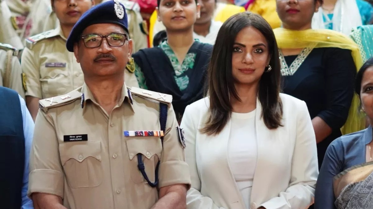 ‘जब 55 की उम्र में बूढ़े नाच देखेंगे, तो बच्चे बलात्कारी होंगे’, समाज में फैलती अश्लीलता पर DGP विनय कुमार का बड़ा बयान, JDU विधायक को भी लपेटा