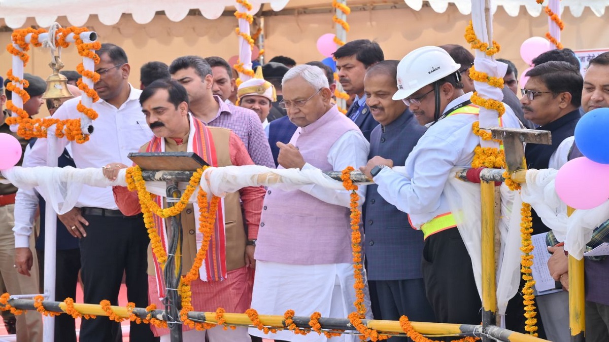 सीएम नीतीश ने ‘टनल बोरिंग मशीन’ ब्रेक थ्रू का किया शुभारंभ, पटना मेट्रो निर्माण में आई तेजी, जानें कब तक होगी शुरू?