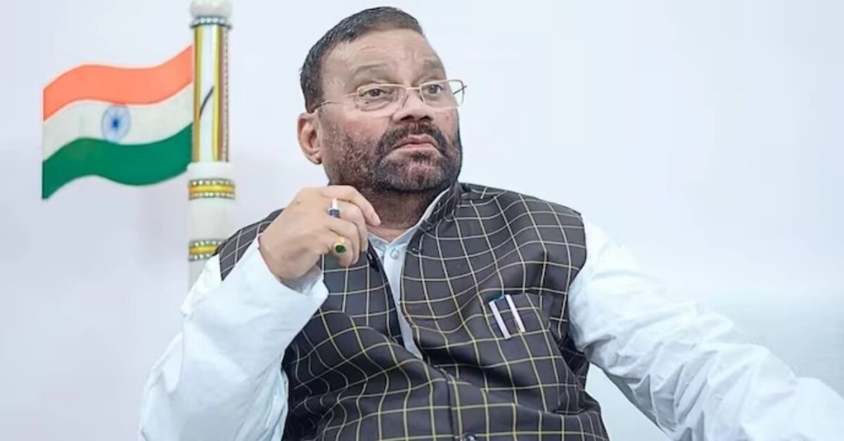 यूपी का सियासी पारा हाई : मिशन 2027 के लिए स्वामी प्रसाद मौर्या ने कसी कमर, विपक्षियों को चारों खाने चित्त करने की बड़ी तैयारी