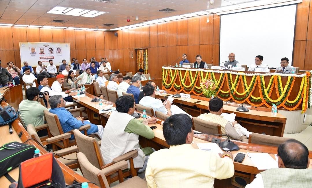 दिल्ली के विधायकों के लिए खुशखबरी, हर साल चुना जाएगा ‘सर्वश्रेष्ठ विधायक’, स्पीकर गुप्ता ने बताई इसे जीतने के लिए जरूरी शर्तें