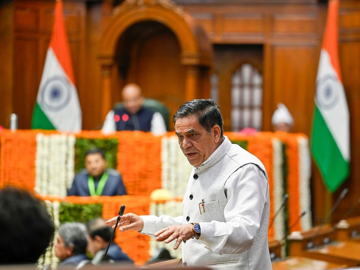 दिल्ली का मुस्तफाबाद होगा शिव विहार? आज विधानसभा में मोहन सिंह बिष्ट पेश करेंगे प्रस्ताव