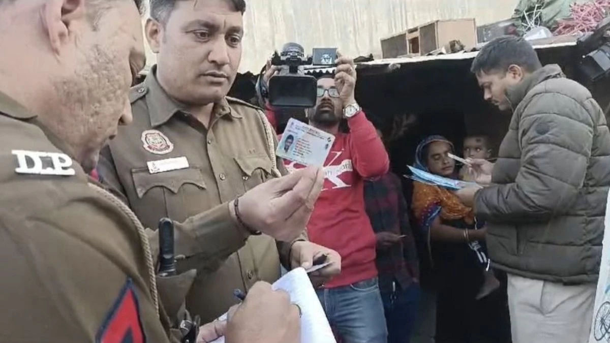 दिल्ली पुलिस ने 5 अवैध बांग्लादेशियों को किया गिरफ्तार, किए जाएंगे डिपोर्ट