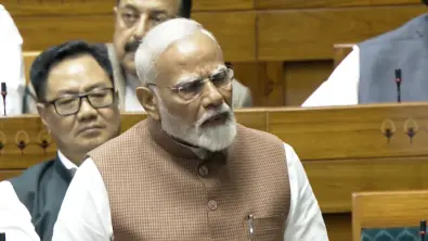 ‘दुनिया ने महाकुंभ में भारत का विराट स्वरूप देखा’… लोकसभा में बोले पीएम मोदी