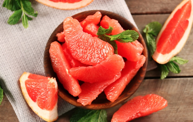 Body Hydrating Fruits: बढ़ रही है गर्मियां बॉडी को हाइड्रेट रखने के लिए इन सभी चीजों का करें सेवन