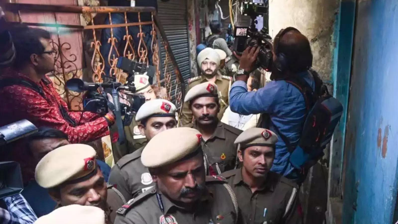 दिल्ली पुलिस का एक्शनः 12 अवैध बांग्लादेशी गिरफ्तार; कई दस्तावेज बरामद