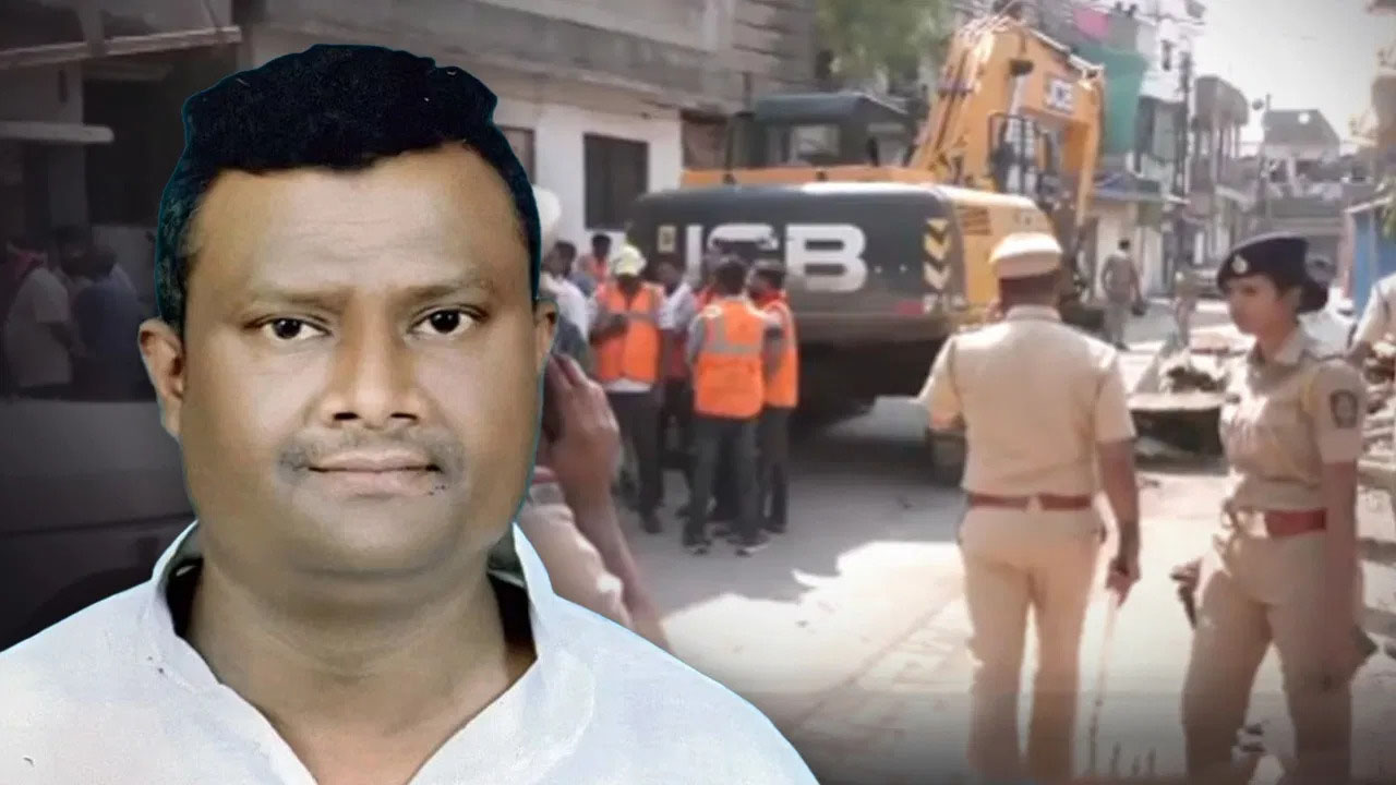 Nagpur Violence: नागपुर हिंसा में फडणवीस सरकार की बड़ी कार्रवाई, मास्टरमाइंड फहीम खान के घर पर चला बुलडोजर