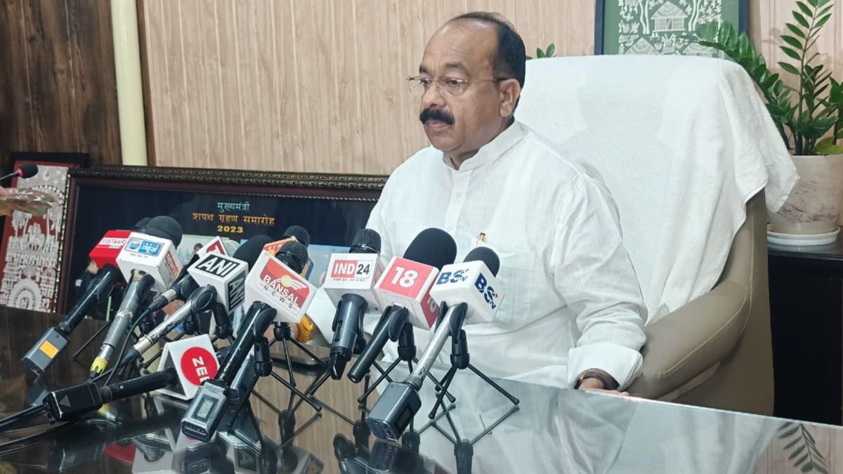 कांग्रेस के पास हार छिपाने का कोई बहाना नहीं, इसीलिए ED के नाम पर कर रहे झूठी राजनीति – उपमुख्यमंत्री अरुण साव 