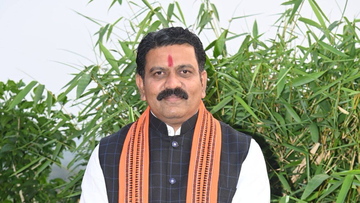 विधानसभा रजत जयंती: डिप्टी सीएम शर्मा बोले- राष्ट्रपति ने नक्सलवाद के विषय को किया चिन्हित, छत्तीसगढ़ में नक्सलिज्म अंतिम चरण में…