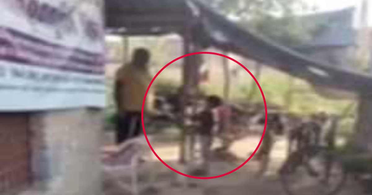 अंकल प्लीज बचा लो न… रहम की भीख मांगता रहा बच्चा, हाथ-पैर बांधकर पीटता रहा नर्सरी मालिक, हैरान कर देगा हैवान के पिटाई का VIDEO