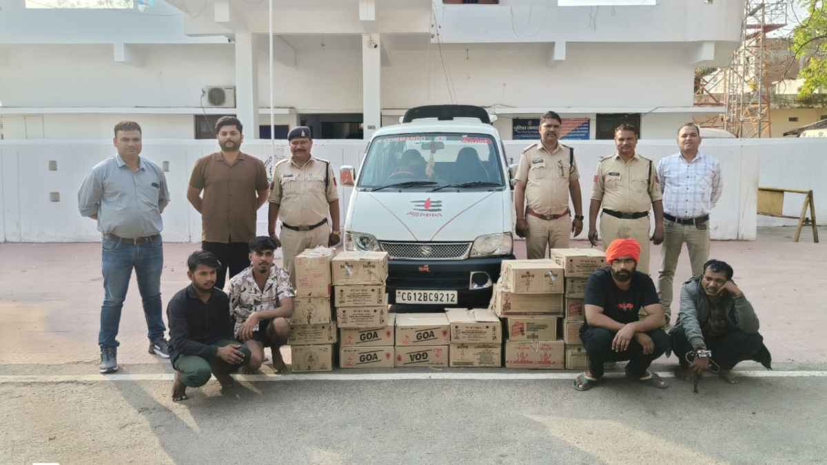 CG CRIME : अंतर्राज्यीय शराब तस्करी पर बड़ी कार्रवाई, ढाबा संचालक समेत 4 आरोपी गिरफ्तार