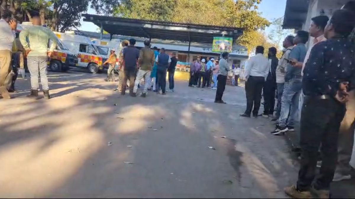 कोयला खदान में बड़ा हादसा: स्लैब गरने से मलबे में दबे कई मजदूर, राहत और बचाव कार्य जारी…