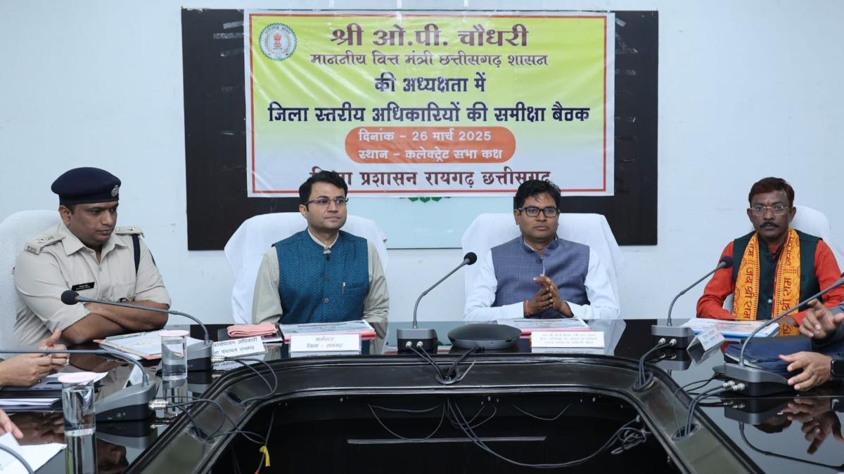 वित्तमंत्री ओपी  चौधरी ने की विकास कार्यों की समीक्षा, बारिश से पहले निर्माण कार्य तेजी से कराने के दिए निर्देश