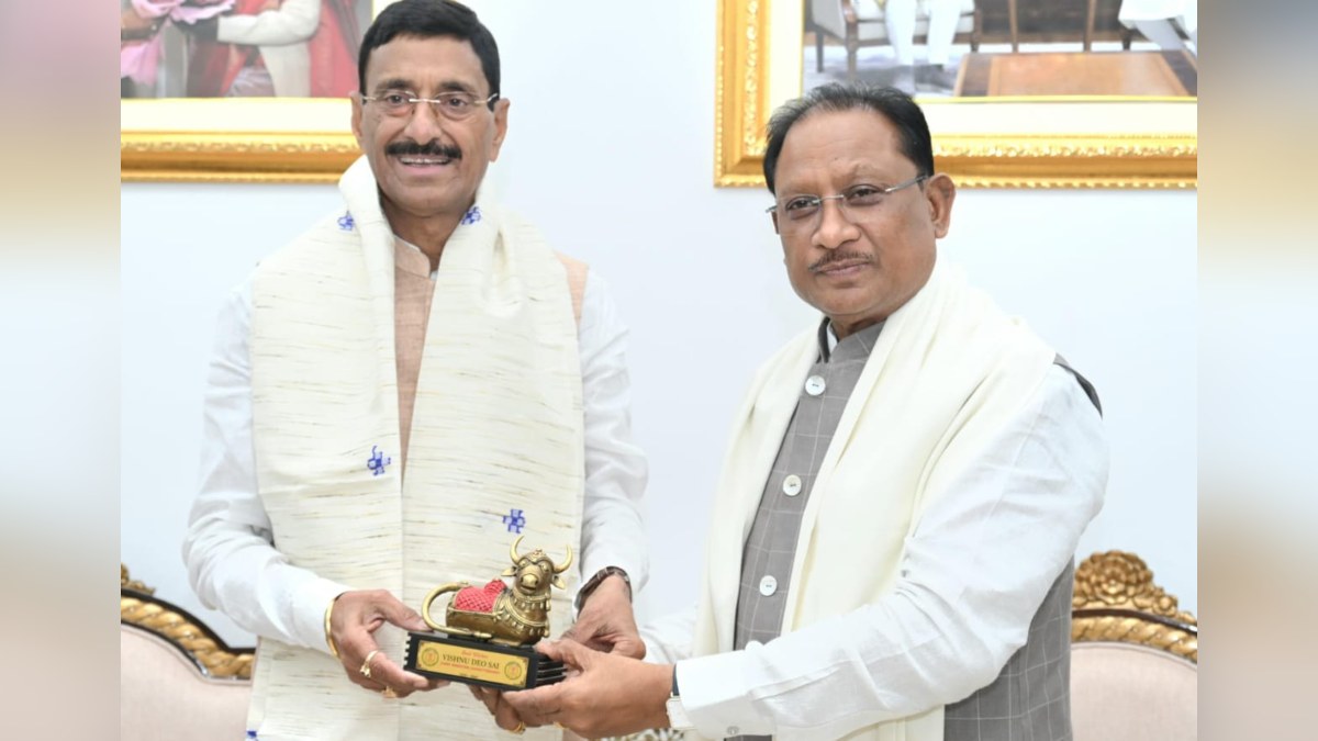 मुख्यमंत्री विष्णुदेव साय से केंद्रीय मंत्री संजय सेठ ने की मुलाकात, देश के विकास में छत्तीसगढ़ की सकारात्मक भूमिका पर हुई चर्चा