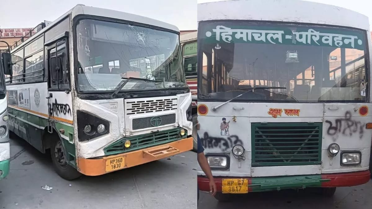 अमृतसर बस स्टेंड में बस के साथ हुई तोड़फोड़, लिखा खालिस्तान