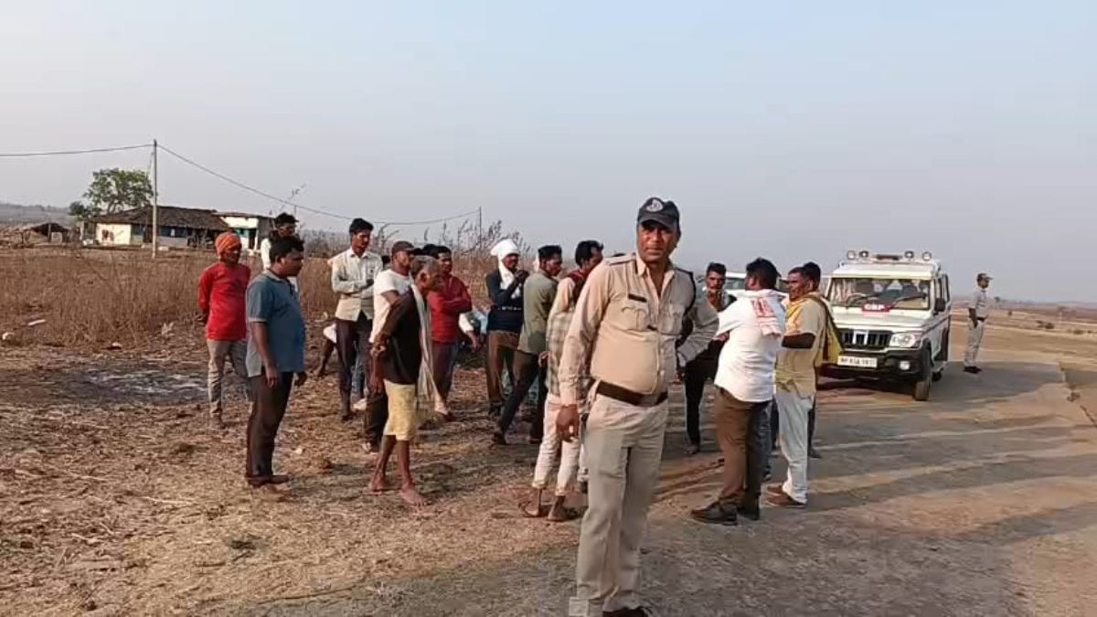 मातम में बदली खुशियां, जिस लड़की की होने वाली थी शादी, उसी के पिता ने किया रिश्तेदारों के सामने कत्ल