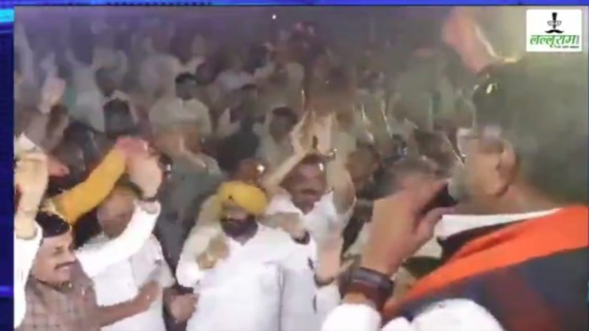फाग उत्सव में ‘पाकिस्तान’ का नाम: मंत्री कैलाश विजयवर्गीय का गाना सुनकर चौंके CM डॉ मोहन, देखें Video 