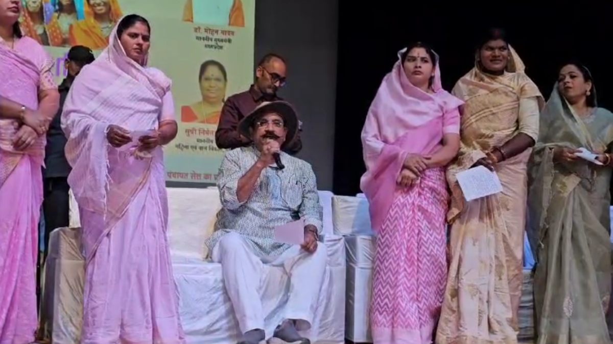 MP में डी-मार्ट की तर्ज पर खुलेंगे ट्राइबल मार्ट: अंतरराष्ट्रीय महिला दिवस पर मंत्री विजय शाह ने किया बड़ा ऐलान, जानें कहां से होगी इसकी शुरुआत    